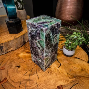 fluorite crystal table lamp