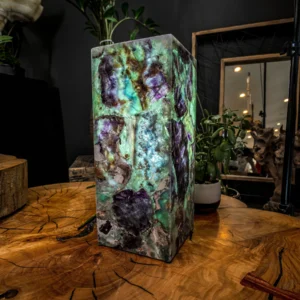 fluorite crystal table lamp