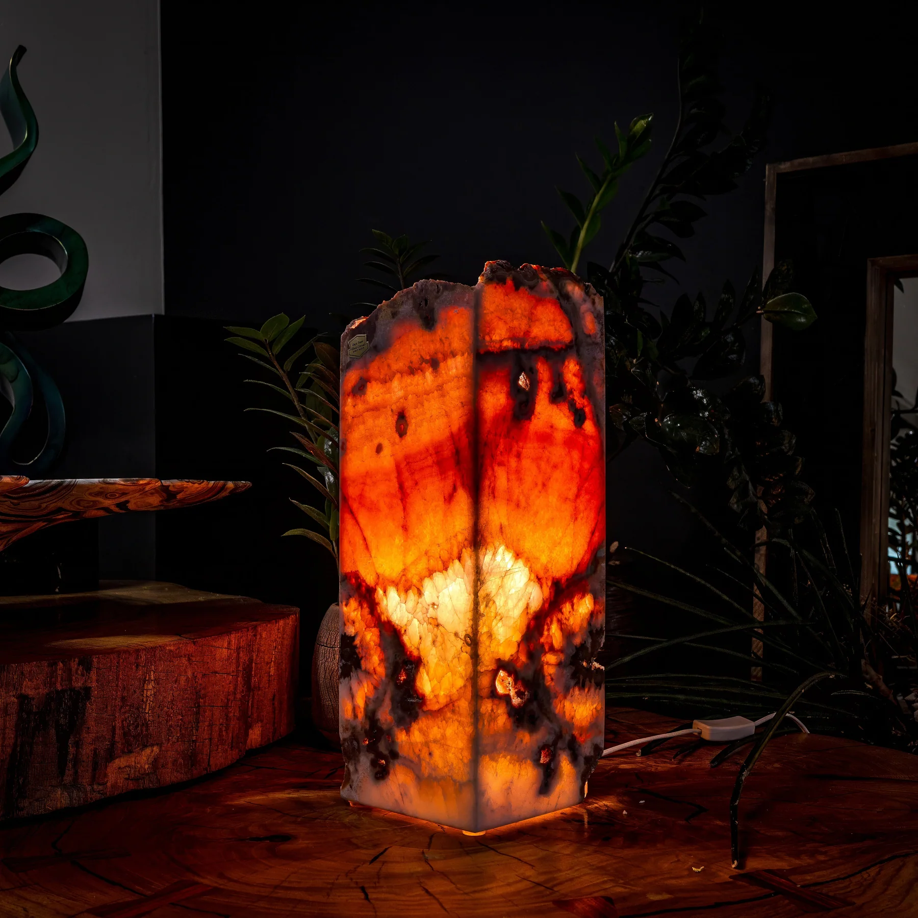 rosa onyx table lamp