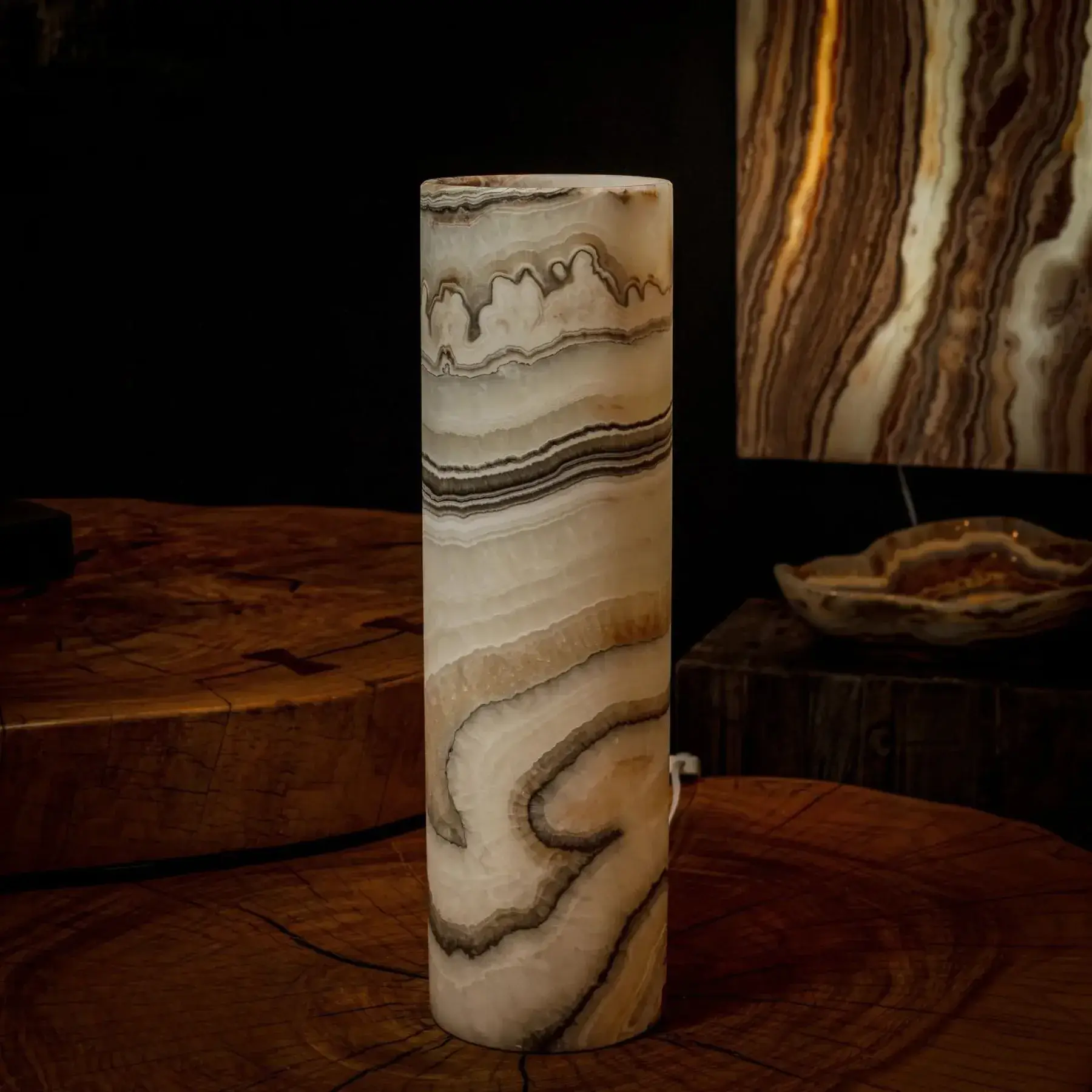 Sahara Onyx Lamp (Cylinder Table Lamp #32)