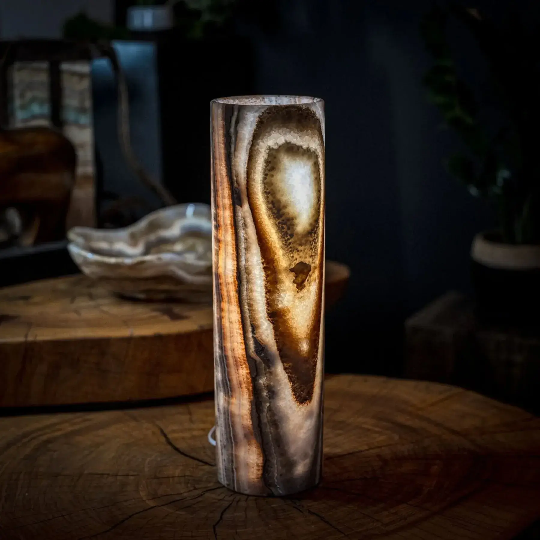 Sahara Onyx Lamp (Cylinder Table Lamp #37)